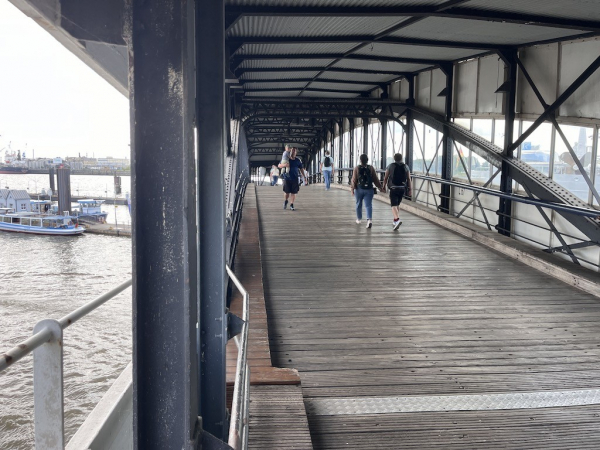 Überseebrücke Hamburg